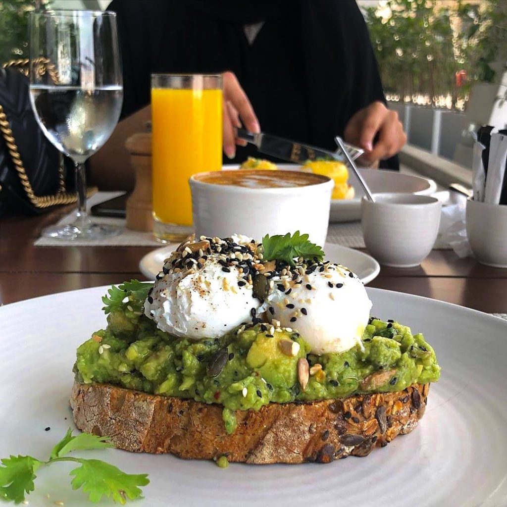 edition hotel abu dhabi breakfast